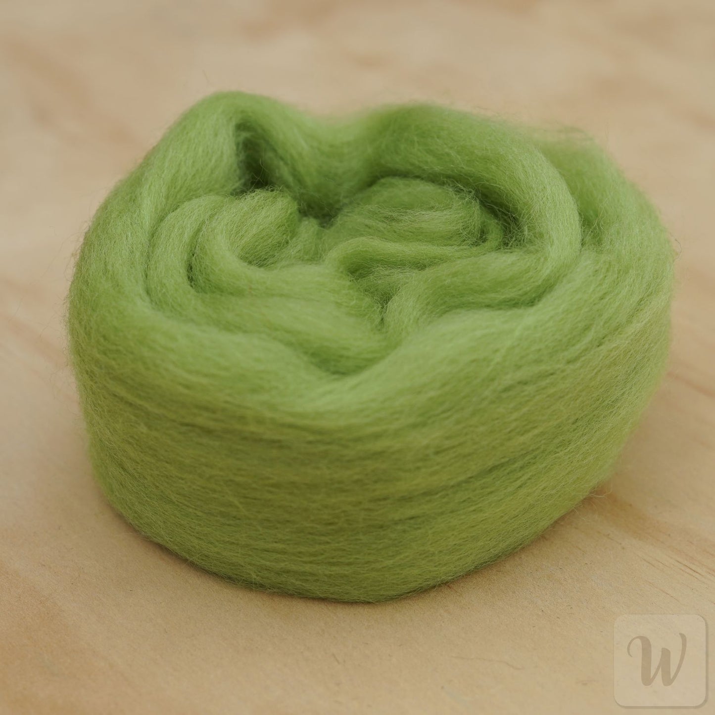 Premium Corriedale Wool Tops roving Caipirinha, 50g, great for spinning, needle and wet felting, bright and soft, DHG
