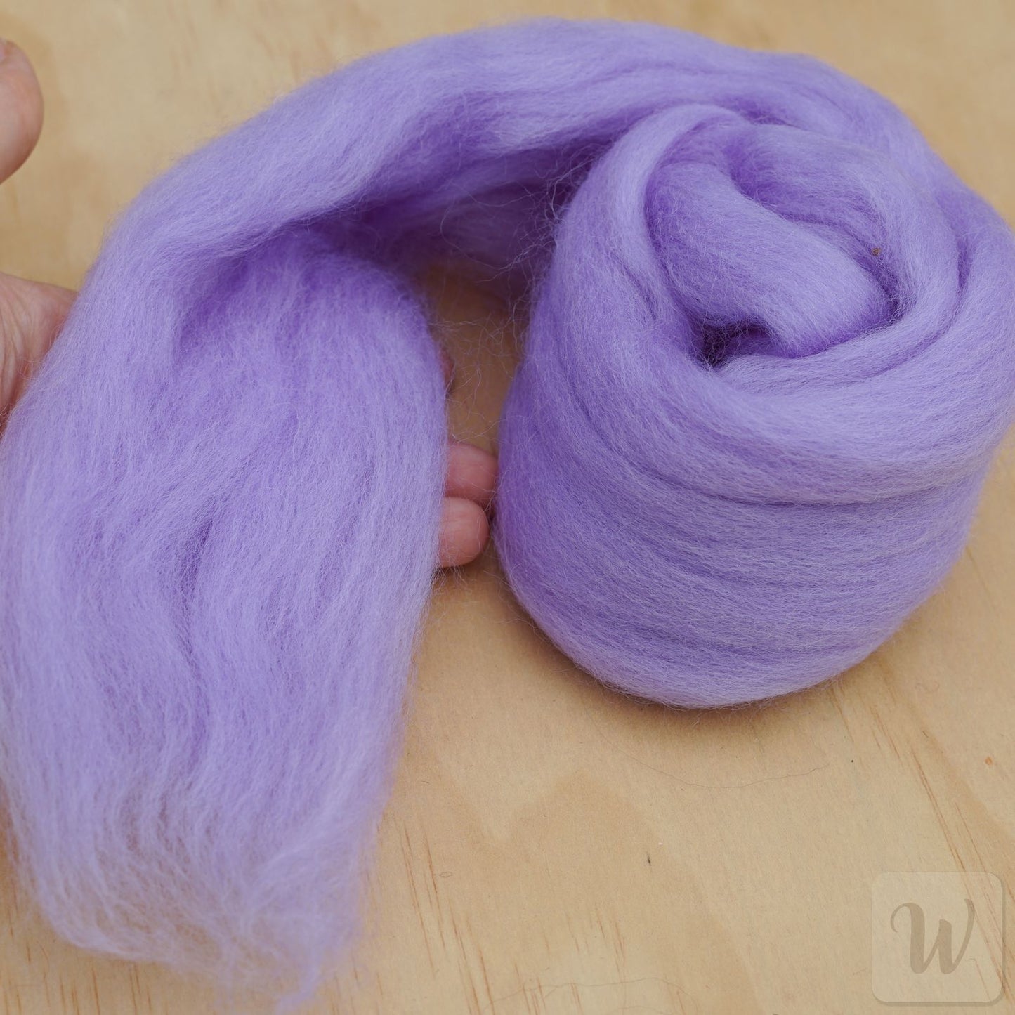 Premium Corriedale Wool Tops roving Lavender, 50g, the best wool for spinning, weaving, needle and wet felting, bright and soft, DHG