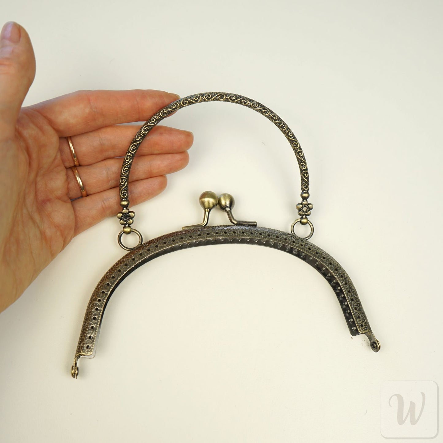 Metal Purse Frame / Bag Frame with Handle – 16 cm  – DIY Clutch Hardware / Red Bronze and Brass