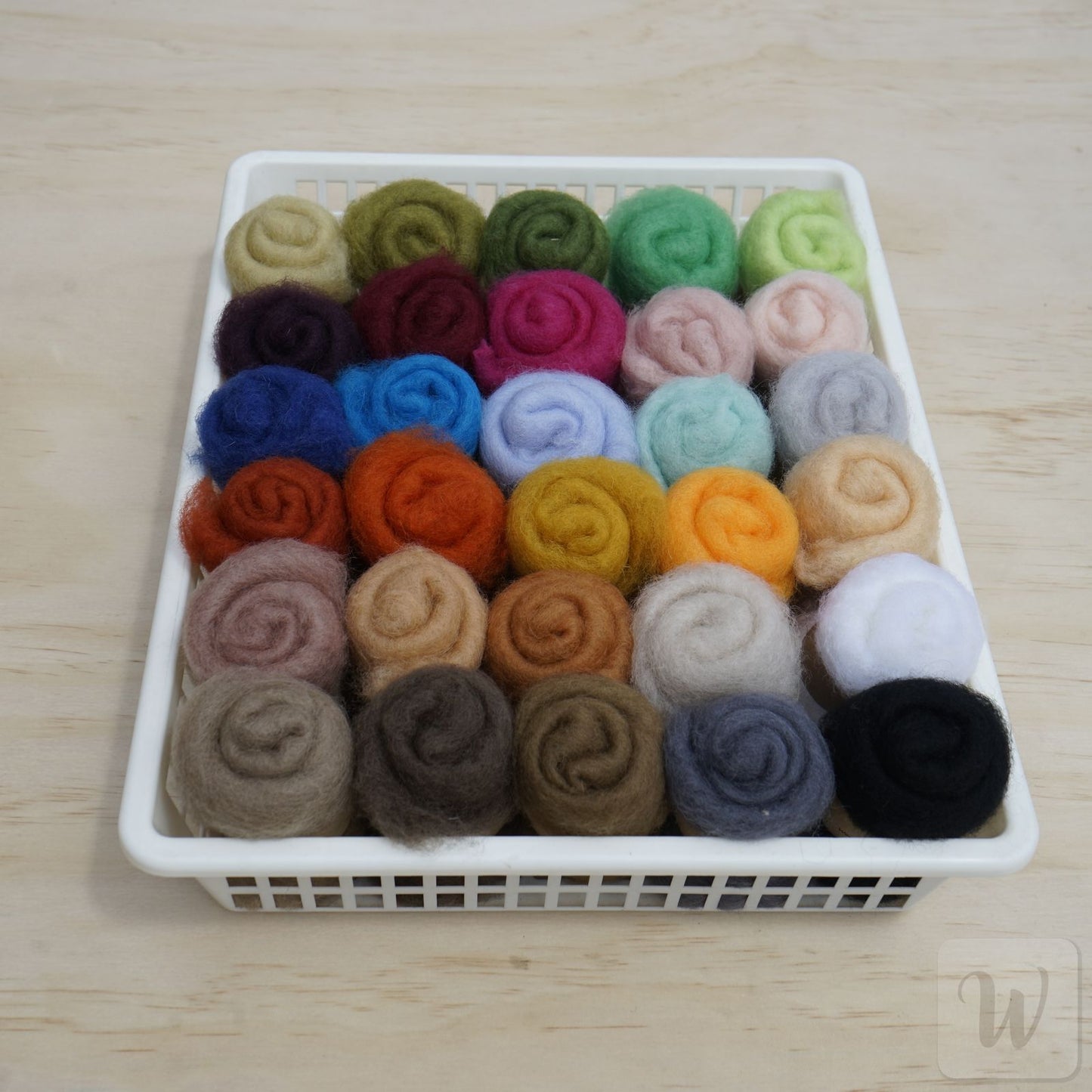 30 Vibrant Colors Felting Wool Set – Maori Wool for Needle & Wet Felting - perfect for beginners and pros, DHG