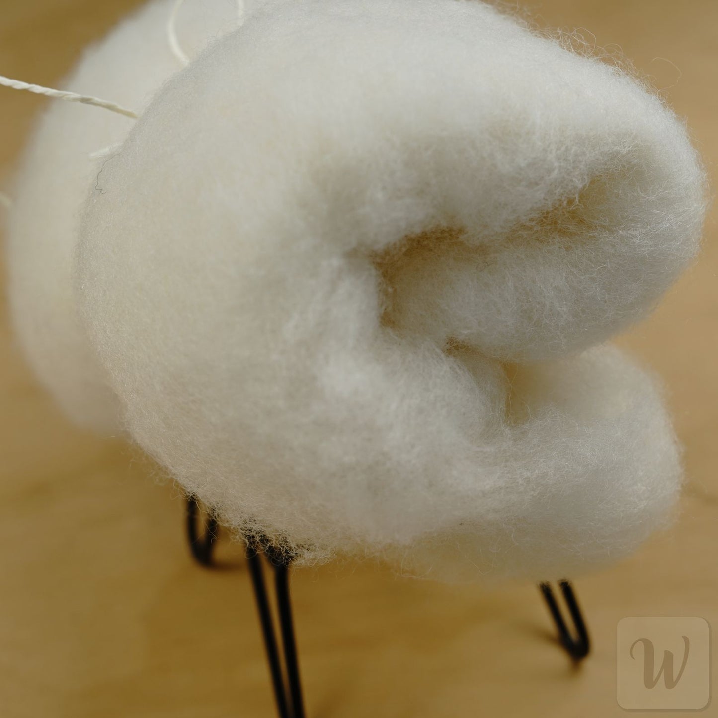 Core wool batting for needle and wet felting / carded wool / undyed / natural white / great for felting and stuffing / DHG Maori /