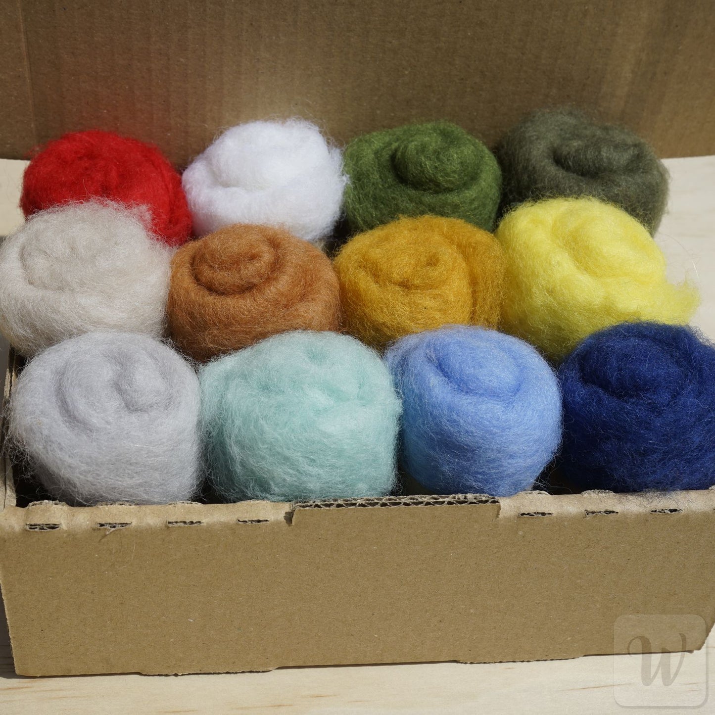 Carded Maori Felting Wool 12 Colours Set – Vivid Mix / for needle and wet felting, DHG