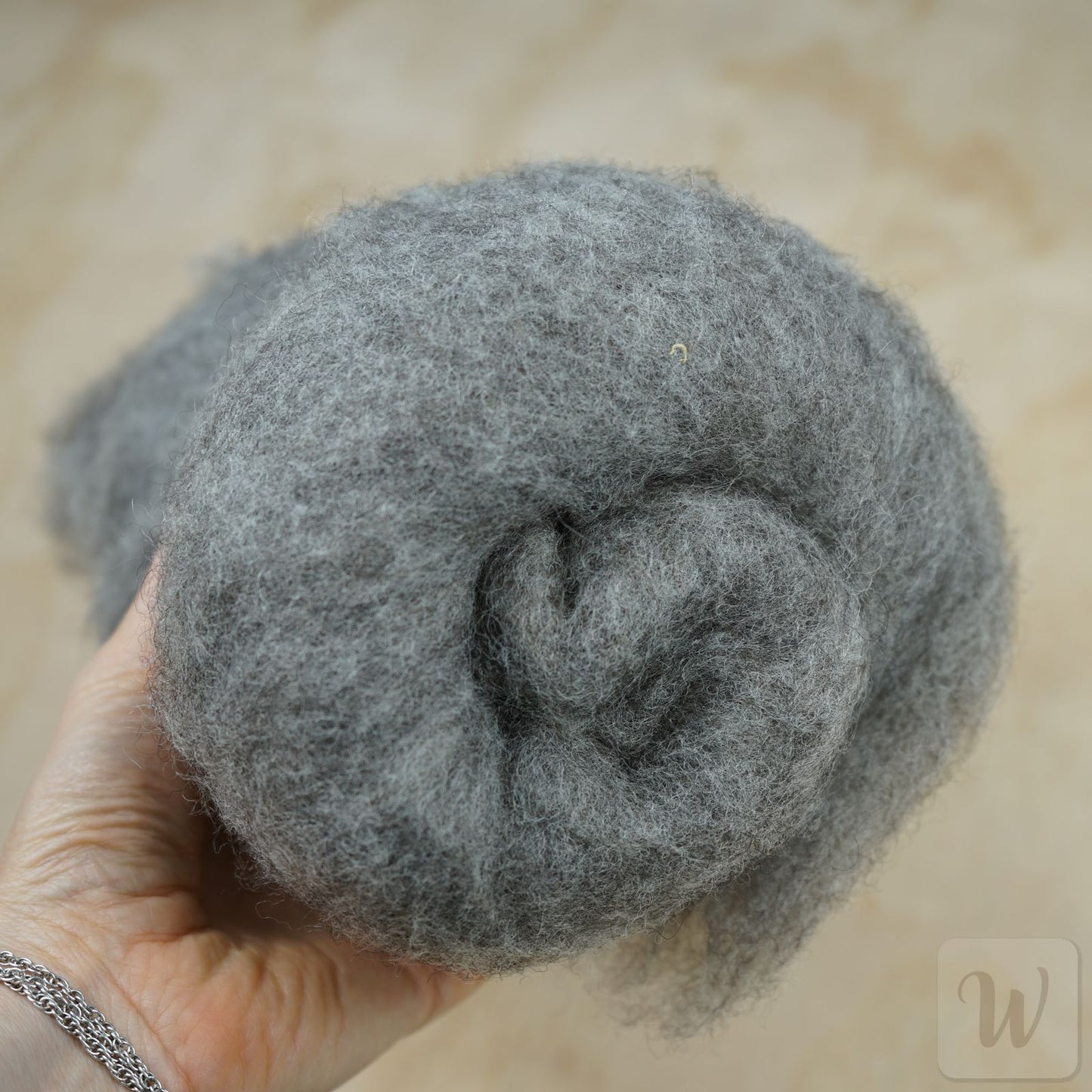 Bergschaf Felting Wool Batt / Undyed Natural Grey Colour / Carded wool for needle and wet felting / 33 microns / DHG