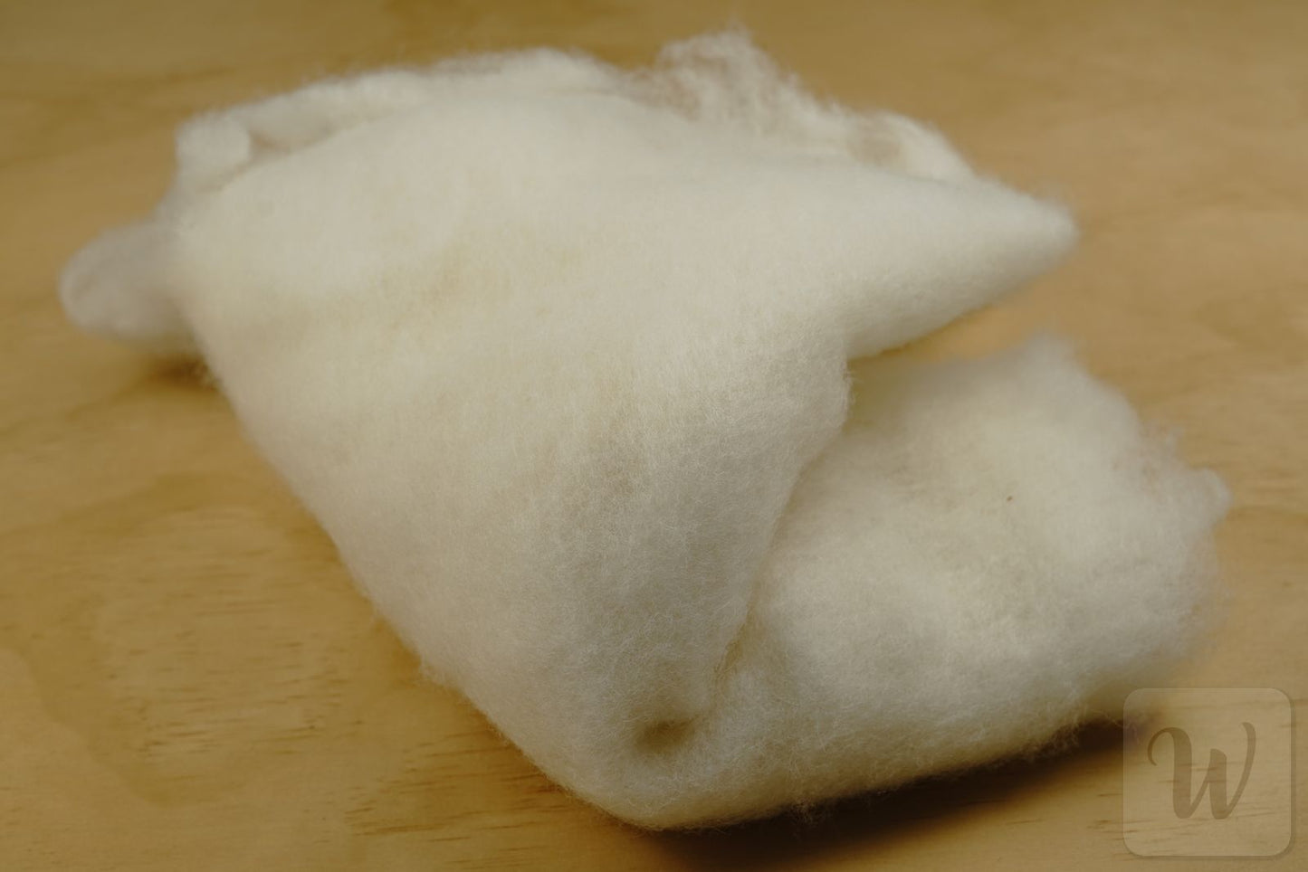 Core wool batting for needle and wet felting / carded wool / undyed / natural white / great for felting and stuffing / DHG Maori /