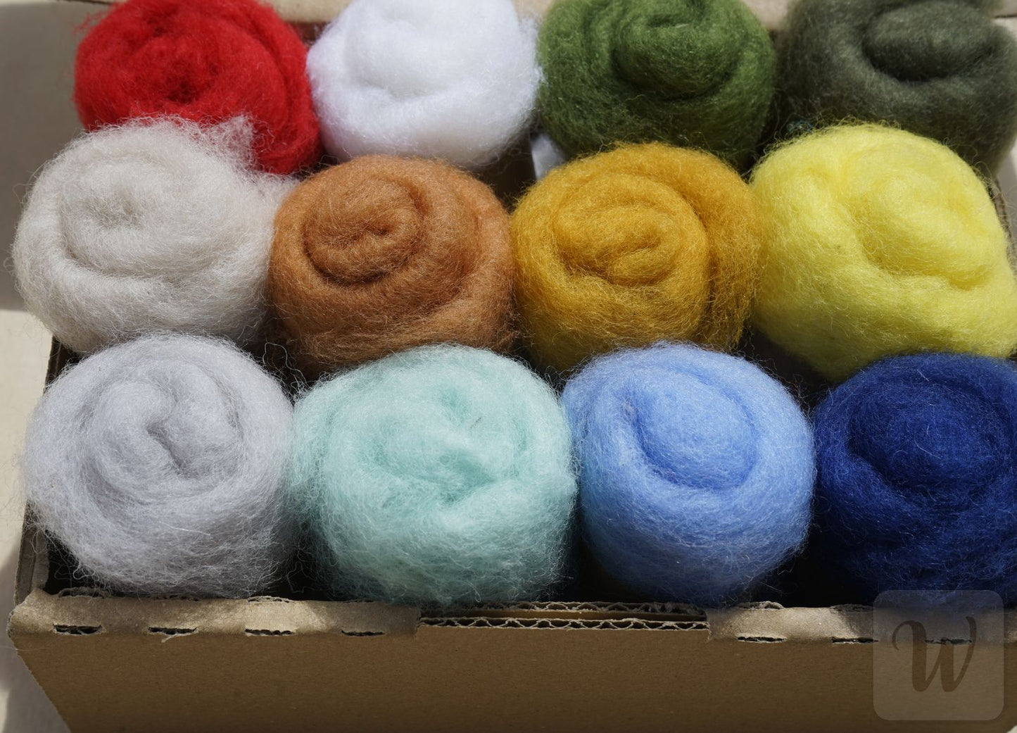 Carded Maori Felting Wool 12 Colours Set – Vivid Mix / for needle and wet felting, DHG