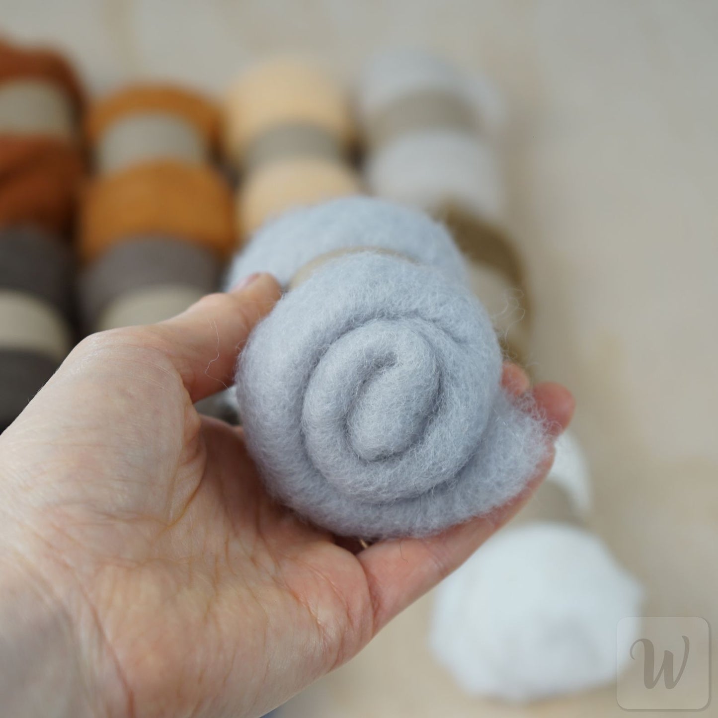 Carded Maori Felting Wool 12 Colours Set – Animal Mix / for needle and wet felting, DHG