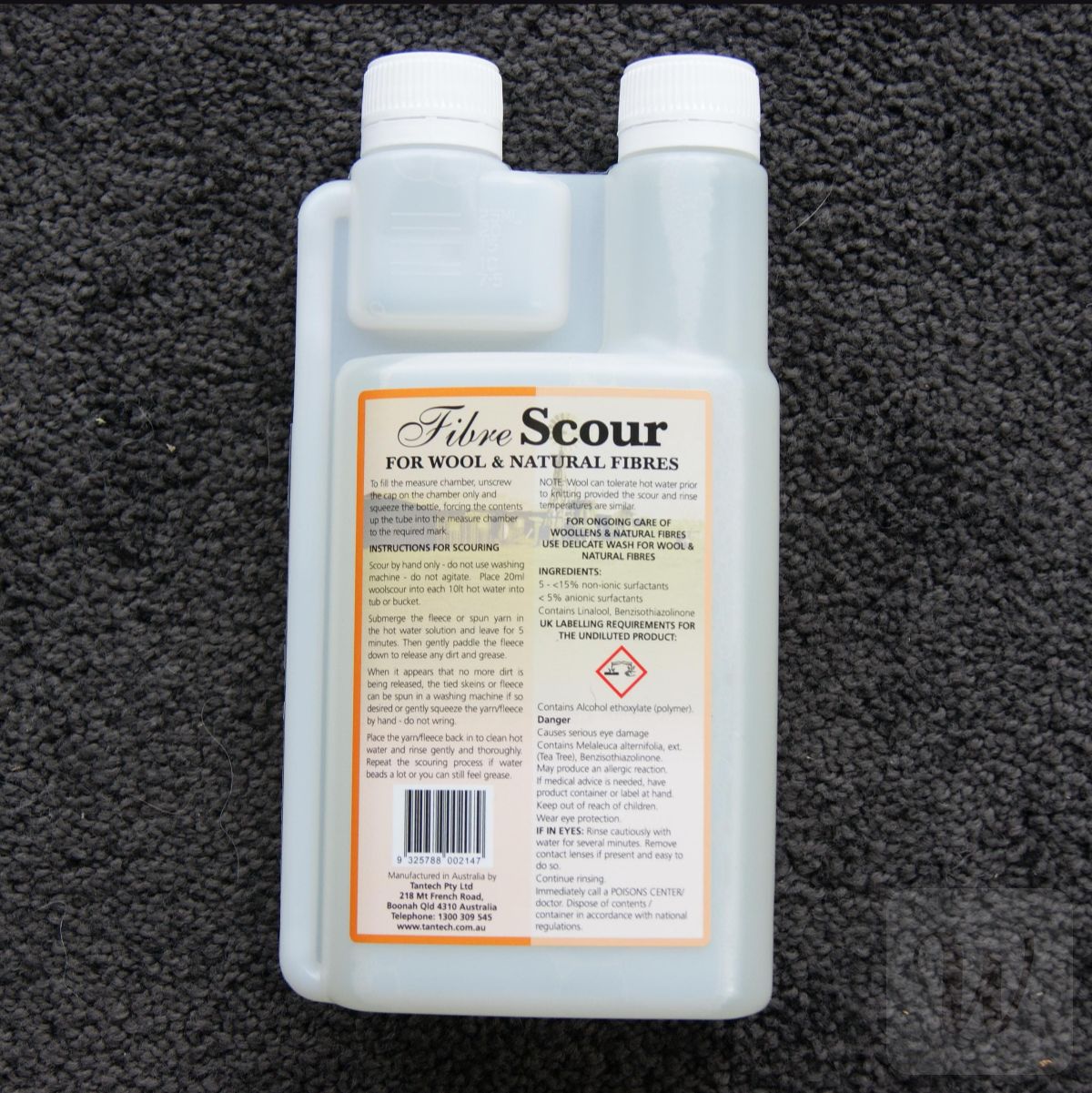 Fibre Scour for fleece, natural fibres and wool, gentle and effective, 'Merinomark'  and 'Australian Alpaca' approved, 500ml
