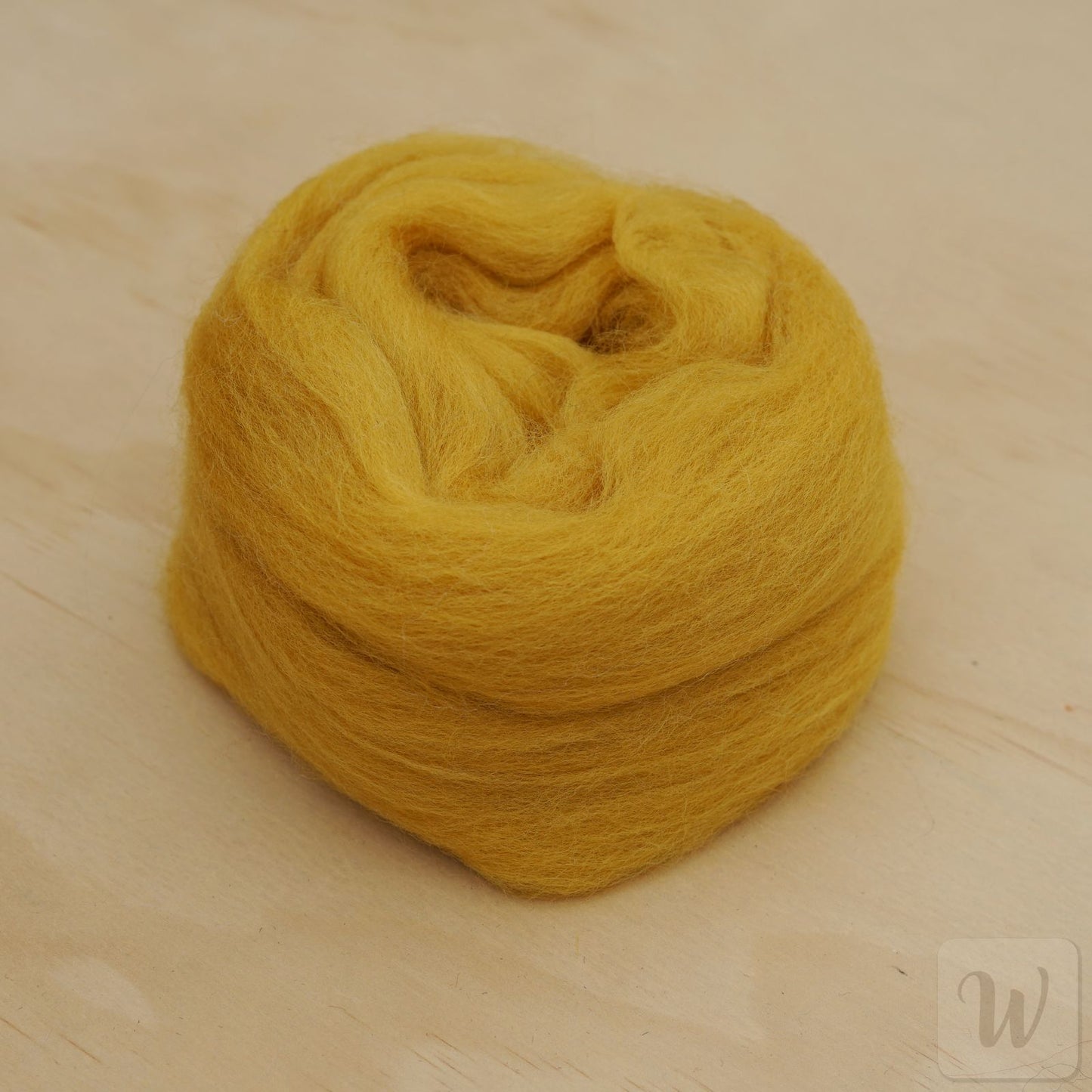 Premium Corriedale Wool Tops roving Honey, 50g, the best wool for spinning, weaving, needle and wet felting, bright and soft, DHG