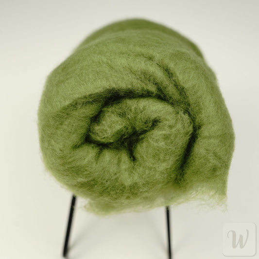 Ivy green extra fine merino wool 19 micron - GOTS certified felting fiber for needle and wet felting