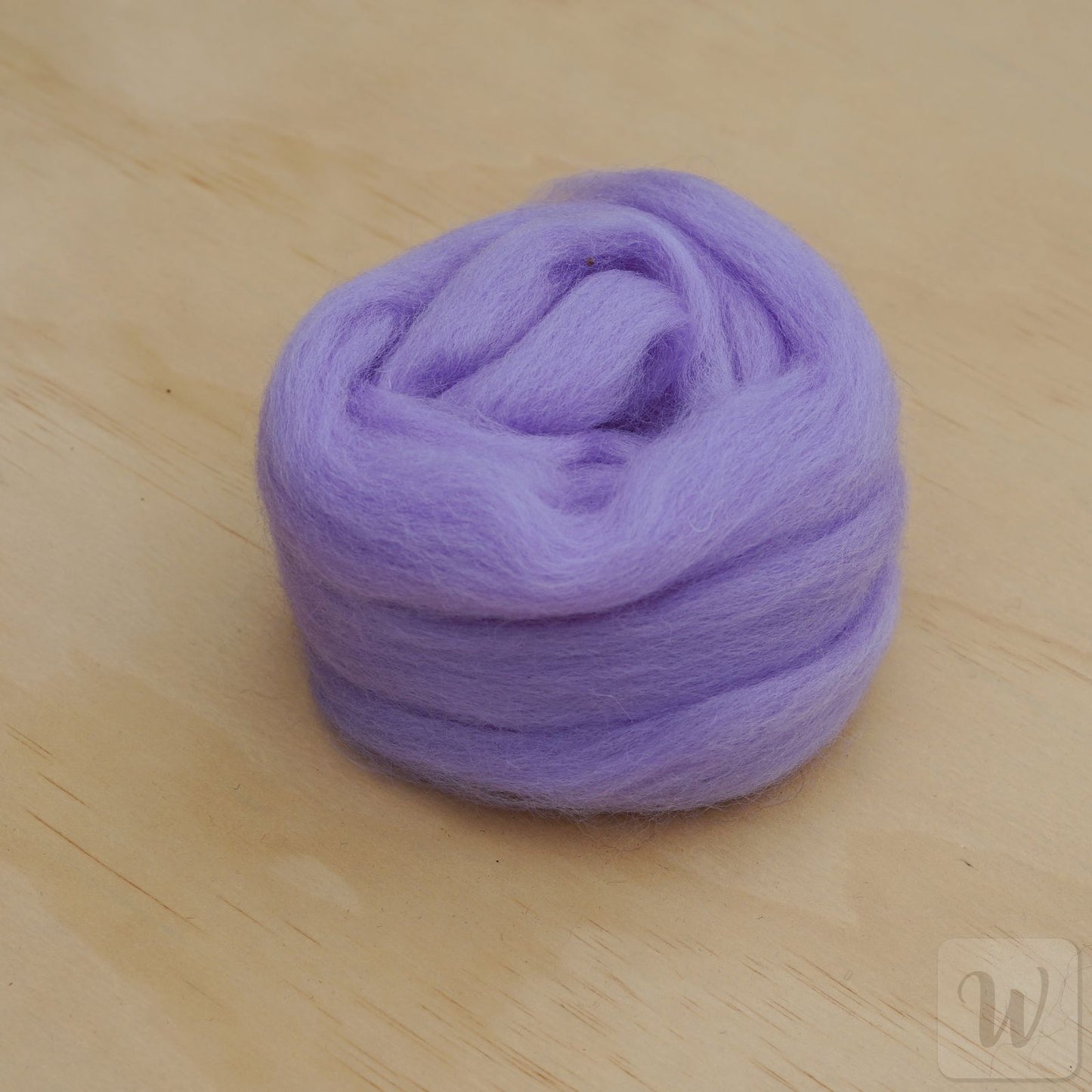 Premium Corriedale Wool Tops roving Lavender, 50g, the best wool for spinning, weaving, needle and wet felting, bright and soft, DHG
